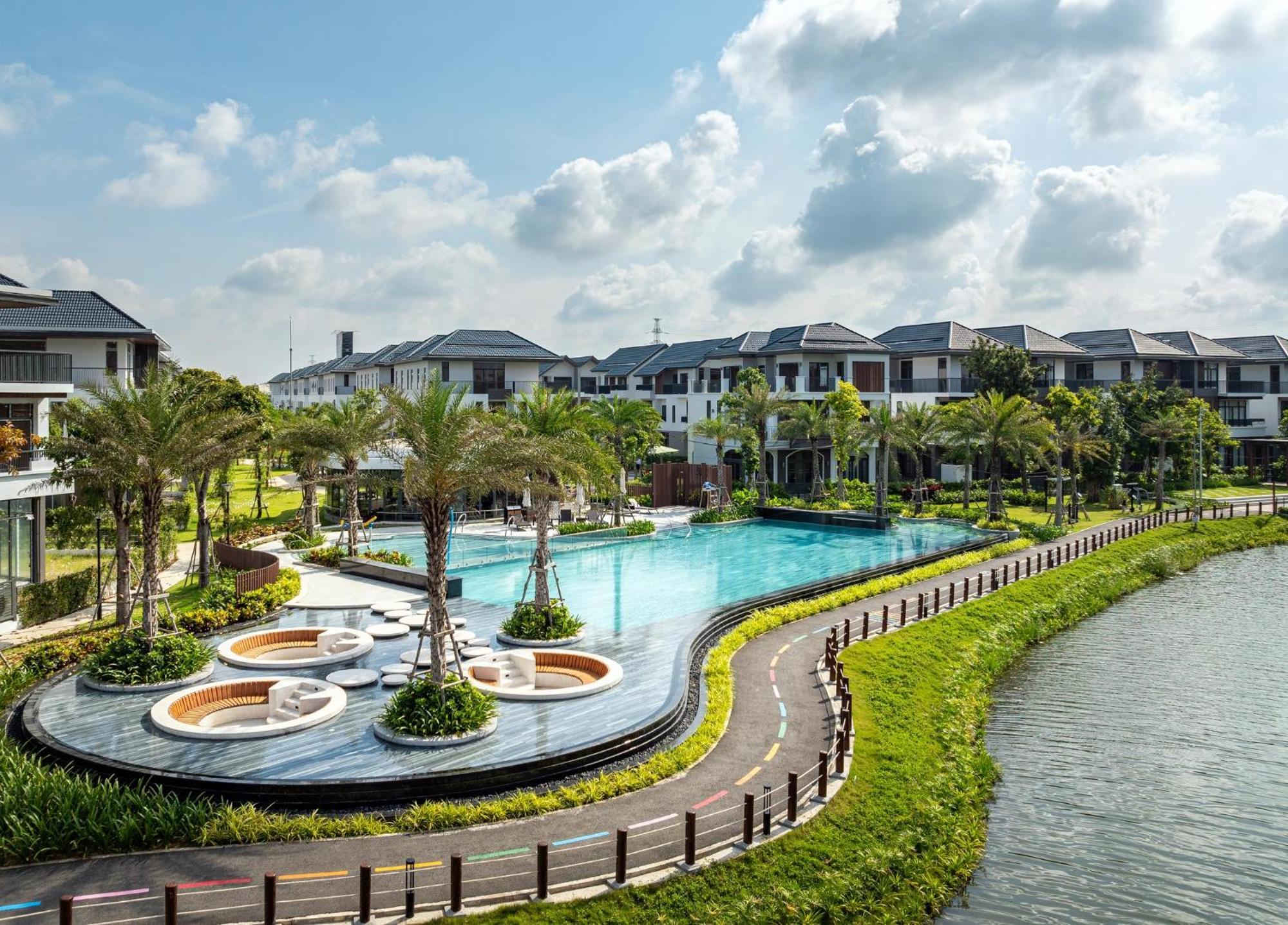 Villa The Bee - Du An Id Junction Long Thanh Экстерьер фото